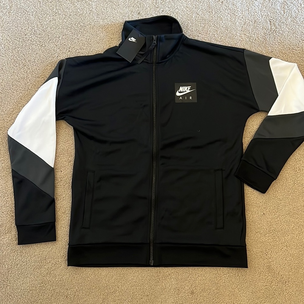 Nike Air bomber. Medium